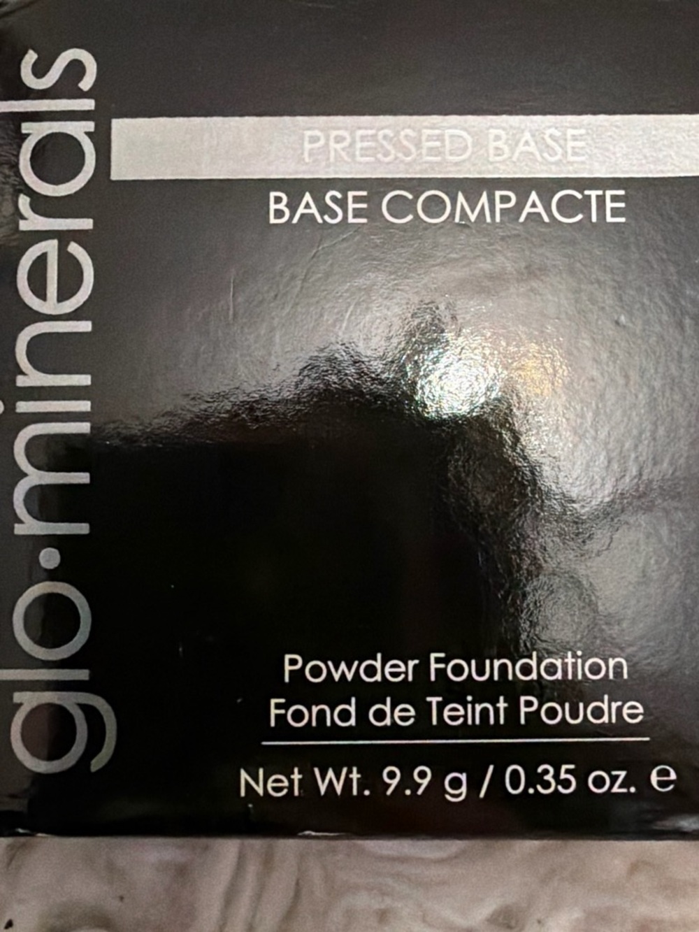 Glo Minerals Pressed Base - NATURAL MEDIUM - Brand New $52
(I have 3)